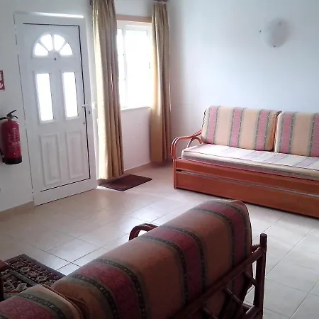 Captivating 1-bed In Olhos De Agua Apartment