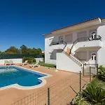 1 Bed Flat - Sleeps 2 - Parking - Wifi Апартаменты