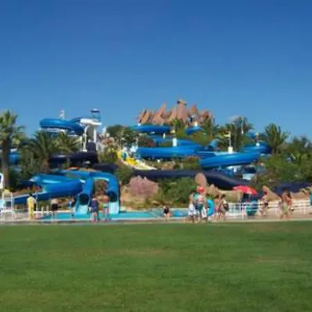 アパート 1 Bed Flat - Sleeps 2 - Parking - Wifi アルブフェイラ