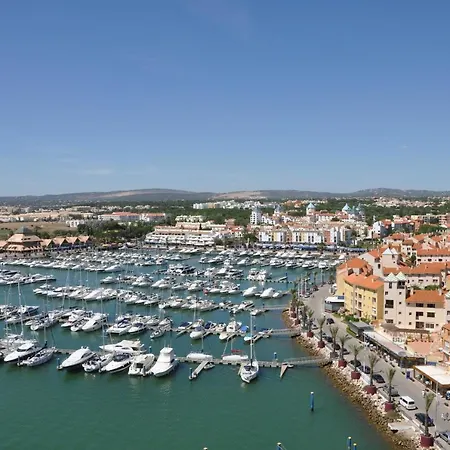 1 Bed Flat - Sleeps 2 - Parking - Wifi * アルブフェイラ